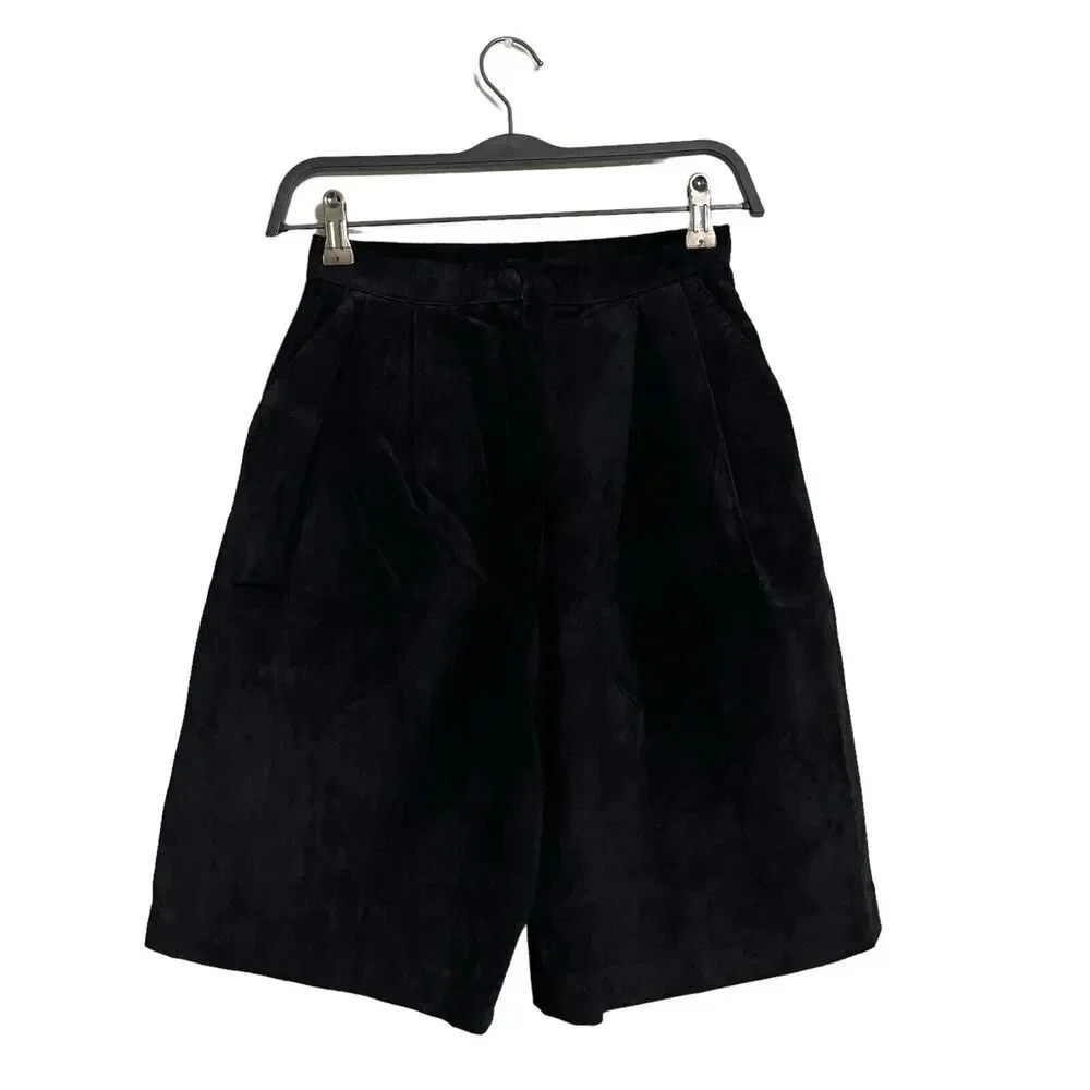 Vintage 80s JULIAN K Women’s Suede Leather Shorts Size 6 High Rise
